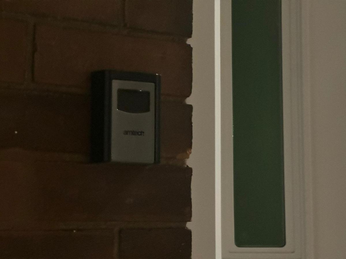 Holiday home Contractorsgroupsspaciousdiscountswifiparking *