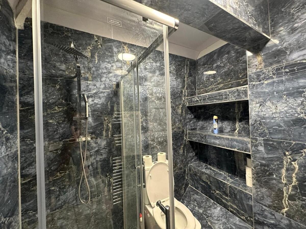 Contractorsgroupsspaciousdiscountswifiparking Holiday home *
